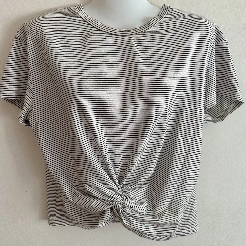 Lush Tie Front T-Shirt - Picture 4 of 4